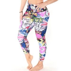 Illusions Activewear Michele Hi Rise 7/8 Tight NYC Graffiti Leggings Size M